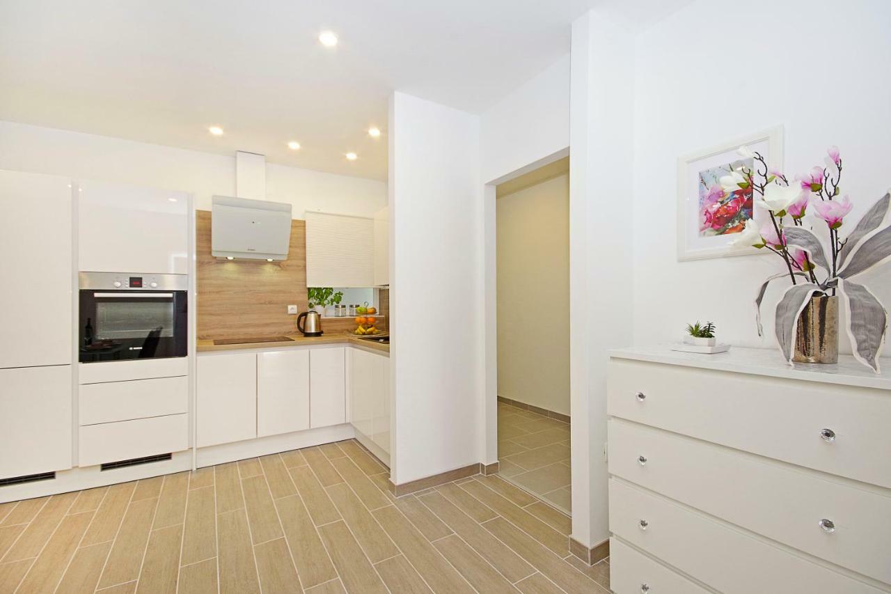 Apartment Mira マカルスカ エクステリア 写真